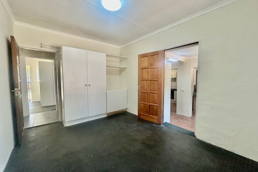 5 Bedroom Property for Sale in Ifafi North West
